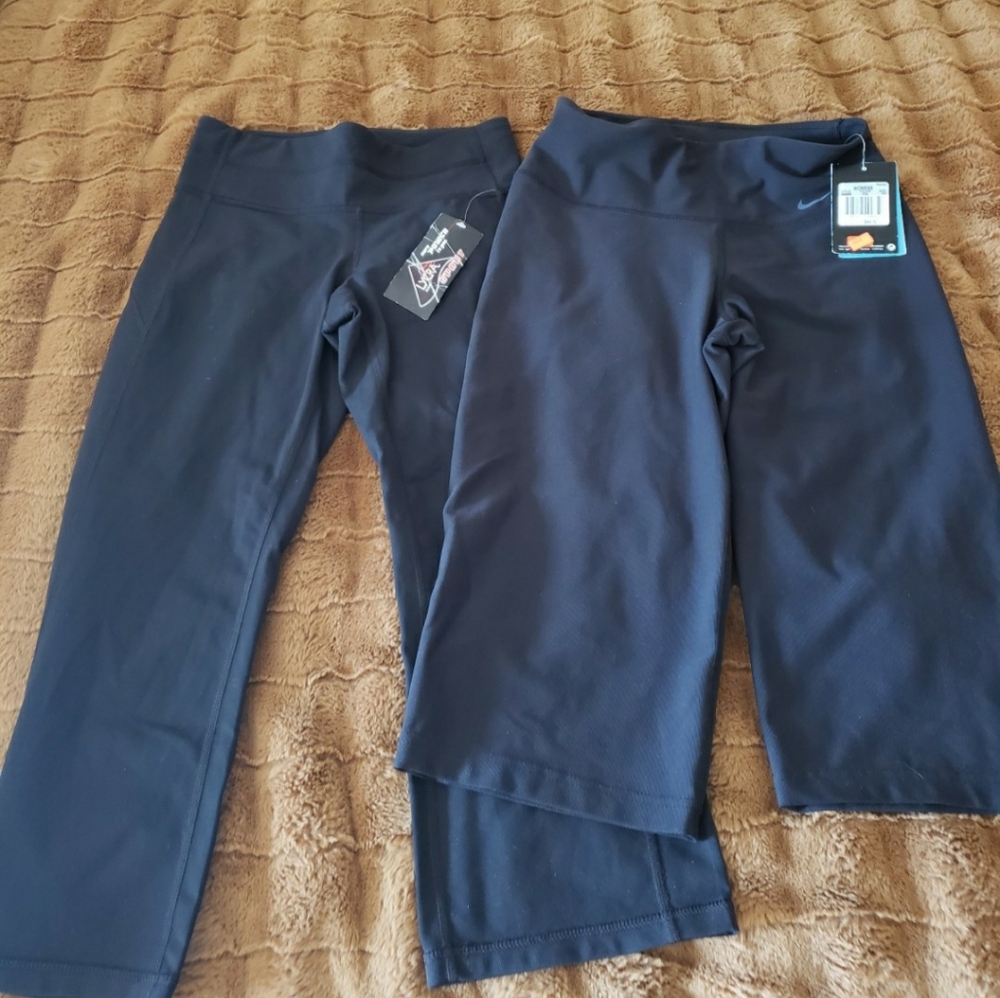 Athleta Kick Booty cropped leggings and Nike Legend 2.0 Regular fit cropped.